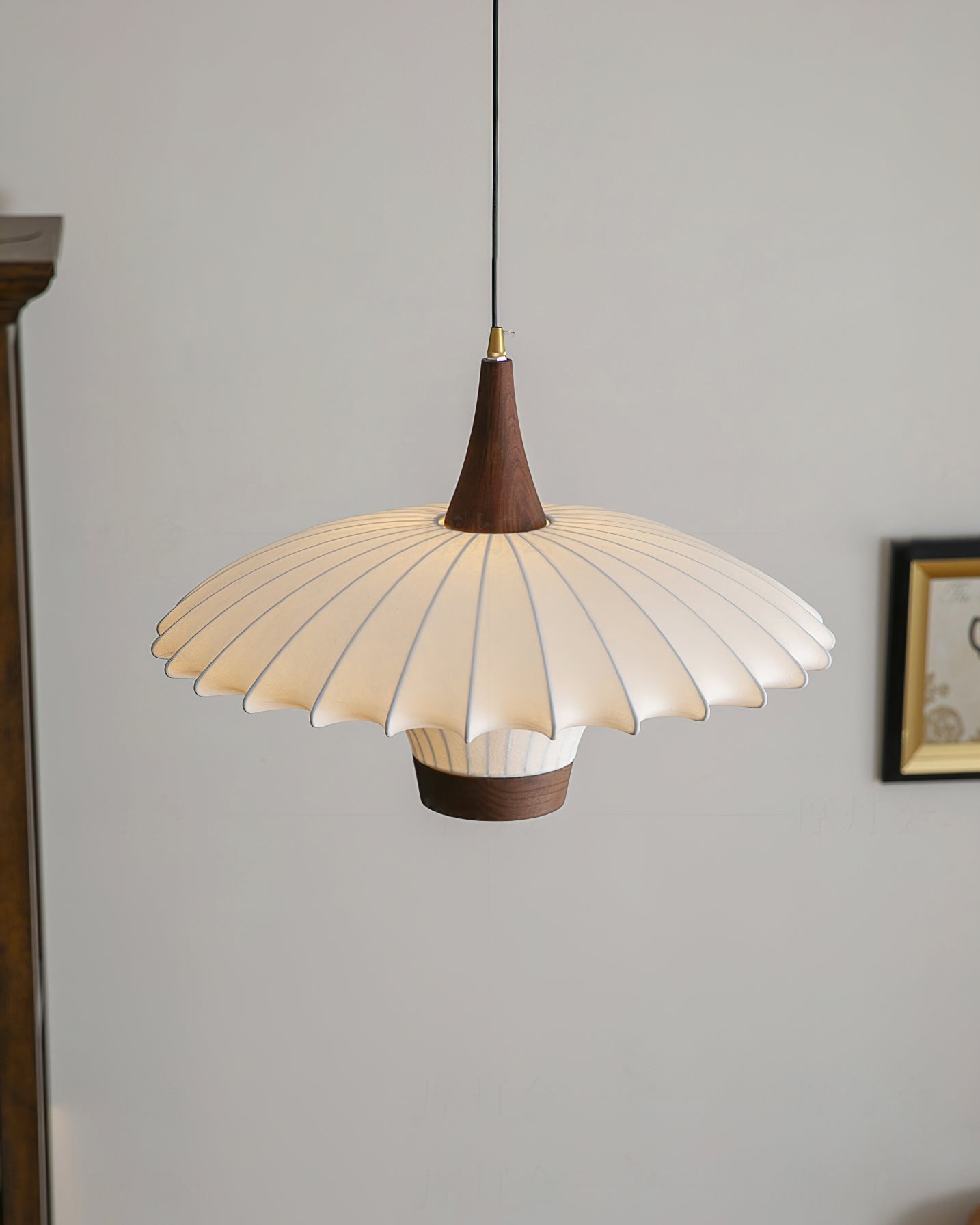 Pendelleuchte Parasol – Stilvolle Lichtquelle für Gemütliche Atmosphäre 4