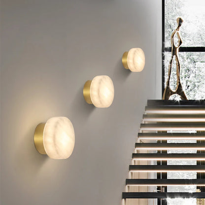 Runde Wandleuchte Aus Spanischem Naturmarmor – Stilvolle Akzente Für Elegante Räume 3