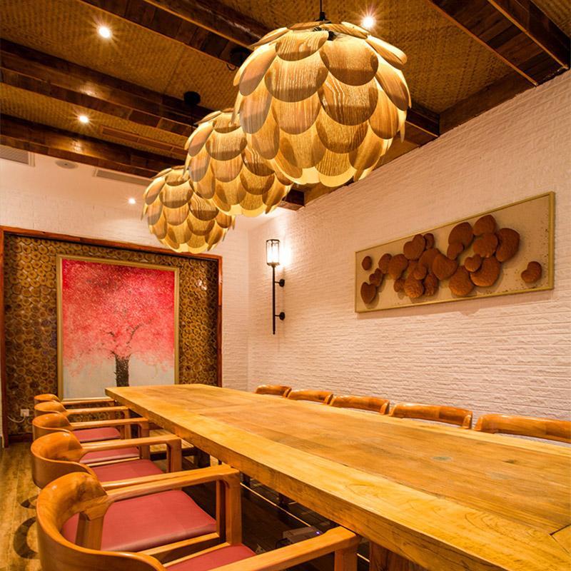 Rustikale Ananasförmige Hängelampe aus Holz – Einzigartiges Ambiente für Ihr Esszimmer 6