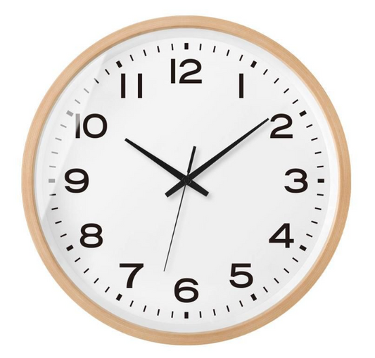 Skandinavische Holz Wanduhr – Zeitloses Design für Eine Einladende Atmosphäre 0