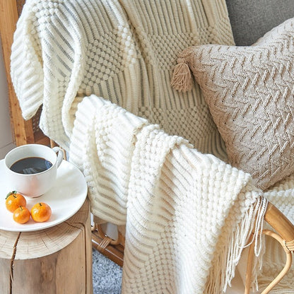 Strickdecke im Skandinavischen Stil – Gemütliche Eleganz für Ihr Zuhause 0