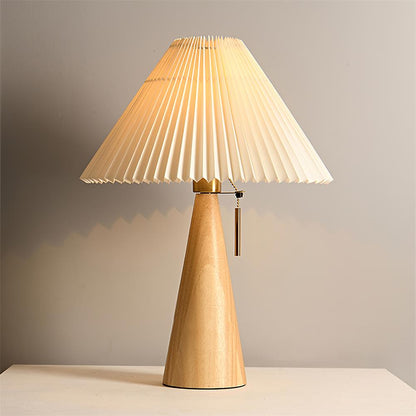Stringer Tischlampe – Elegante Beleuchtung Mit Mid-Century Charme 0