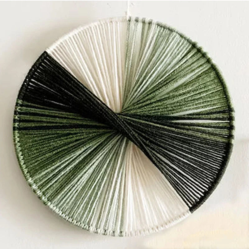 Thread Bloom Wandkunst – Handgefertigtes Fadenmuster Für Ein Modernes Ambiente 0