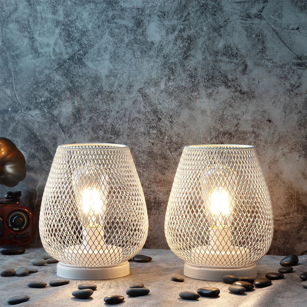 Tischlampe Set Aus Weißem Metall – Elegante Beleuchtung Für Gemütliche Anlässe 0