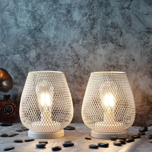Tischlampe Set Aus Weißem Metall – Elegante Beleuchtung Für Gemütliche Anlässe 0