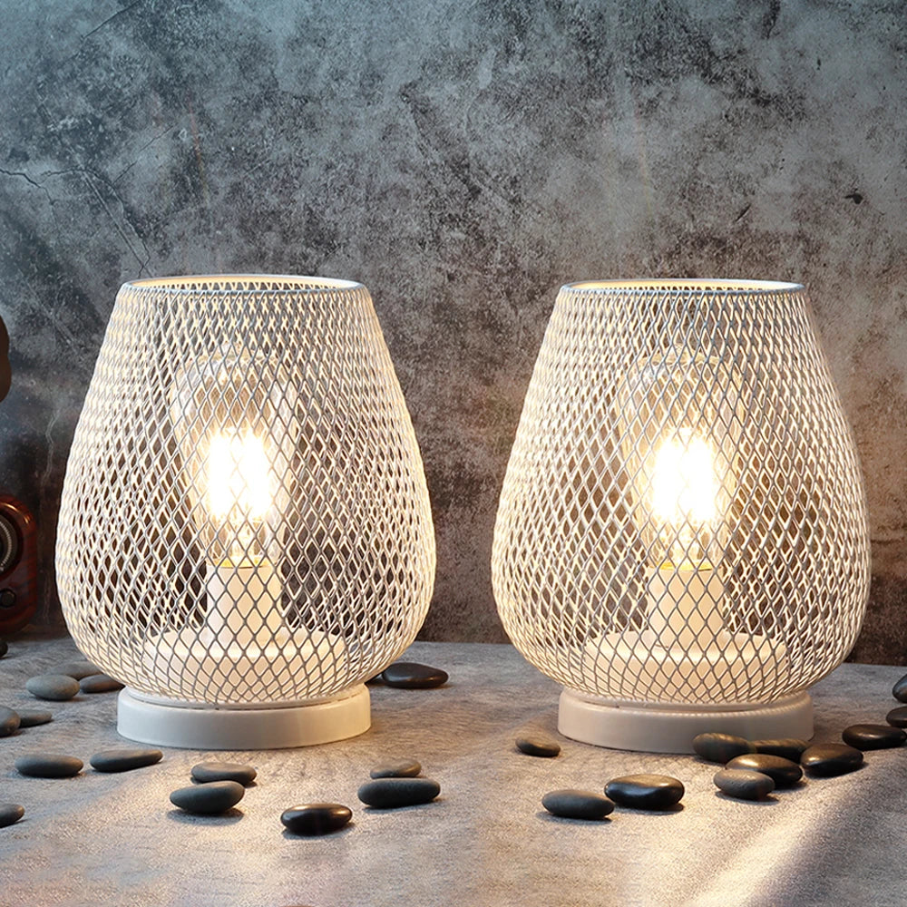 Tischlampe Set Aus Weißem Metall – Elegante Beleuchtung Für Gemütliche Anlässe 2