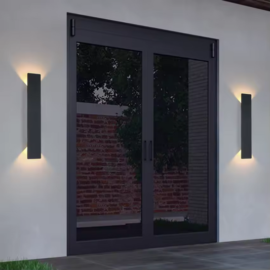 **Weerbestendige Aluminium Wandlamp – Elegante Außenbeleuchtung mit LED-Effizienz** 0