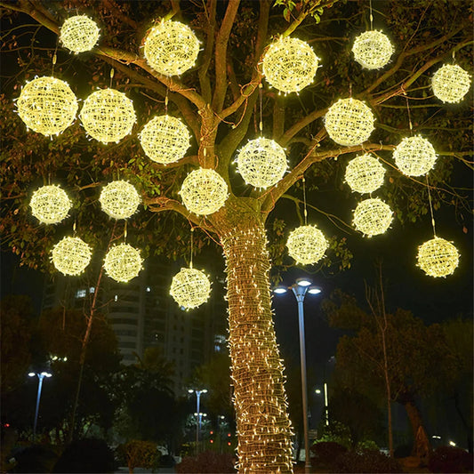 Weihnachts-LED-Rattan-Kugelgirlande – Festliche Lichterkette Für Ihren Außenbereich 1