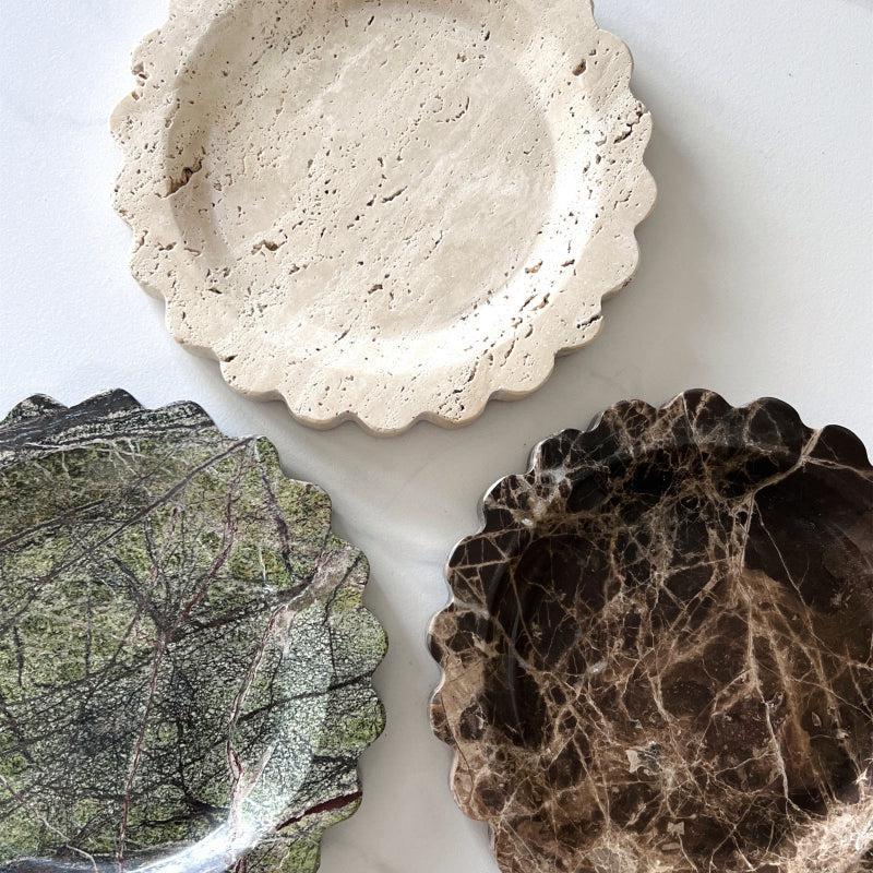 **Zelta Marmorsteintablett – Eleganz und Natürlichkeit vereint** 1