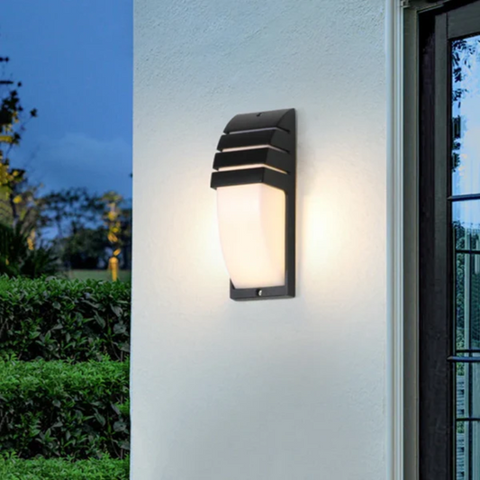 Zymor Außenlampe Mit Sensor – Elegante Beleuchtung Für Ihren Garten 0