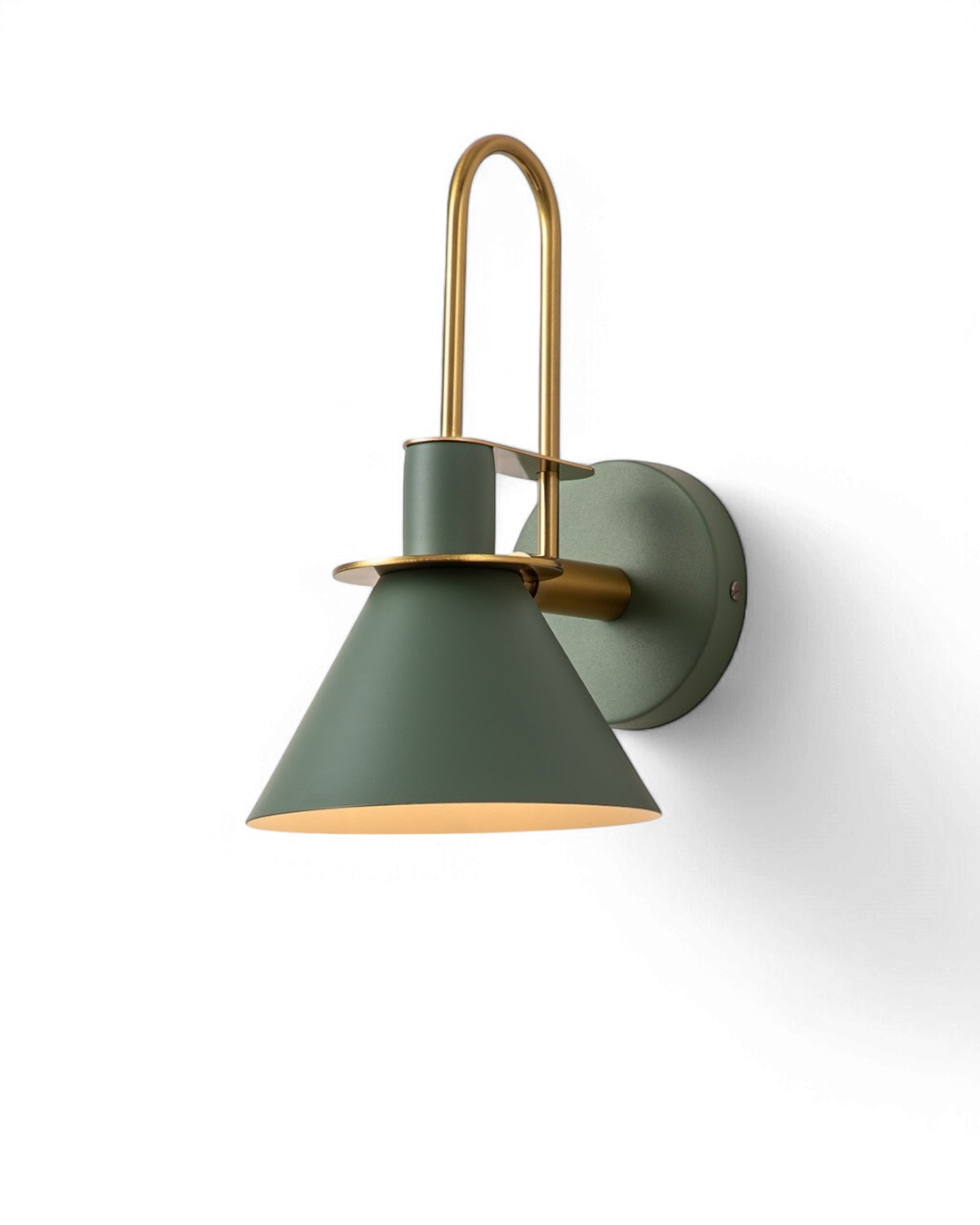 Kegelschirm Wandleuchte – Gezielter Lichtstrahl