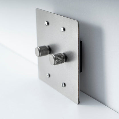 <strong>Dimmerschalter Aus Massivem Messing</strong> – Präzise Lichtsteuerung Mit Stil 3