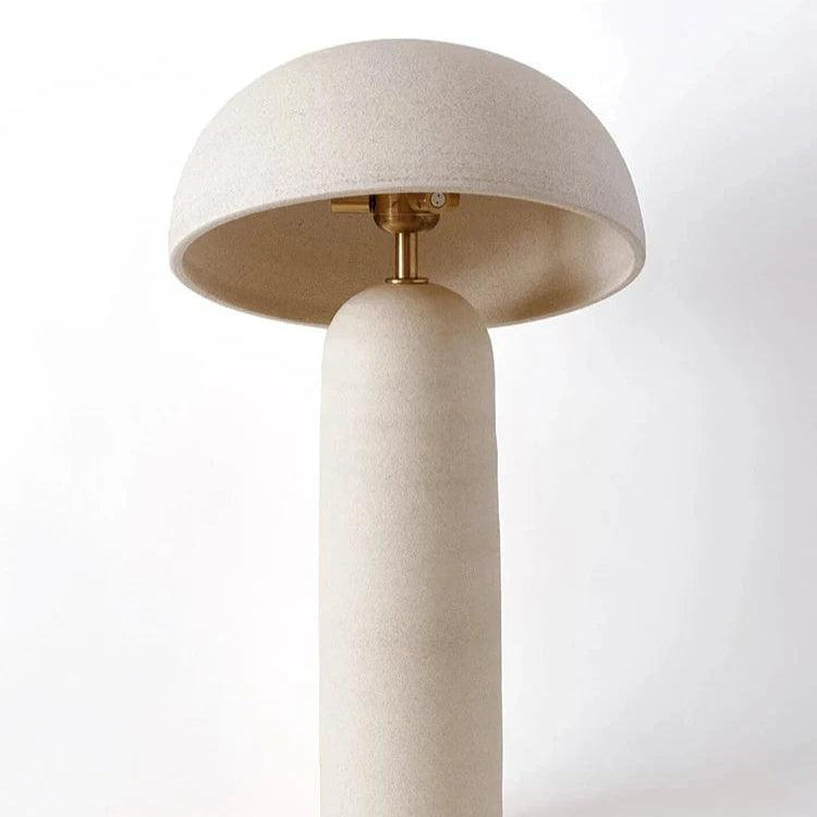 <strong>Julia Tischlampe Kollektion</strong> – Elegantes Design für Ihr Zuhause 8