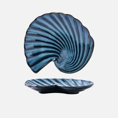 <strong>Ocean Whirl Keramikteller – Einzigartige Muschelform für Küstenkunst</strong> 0
