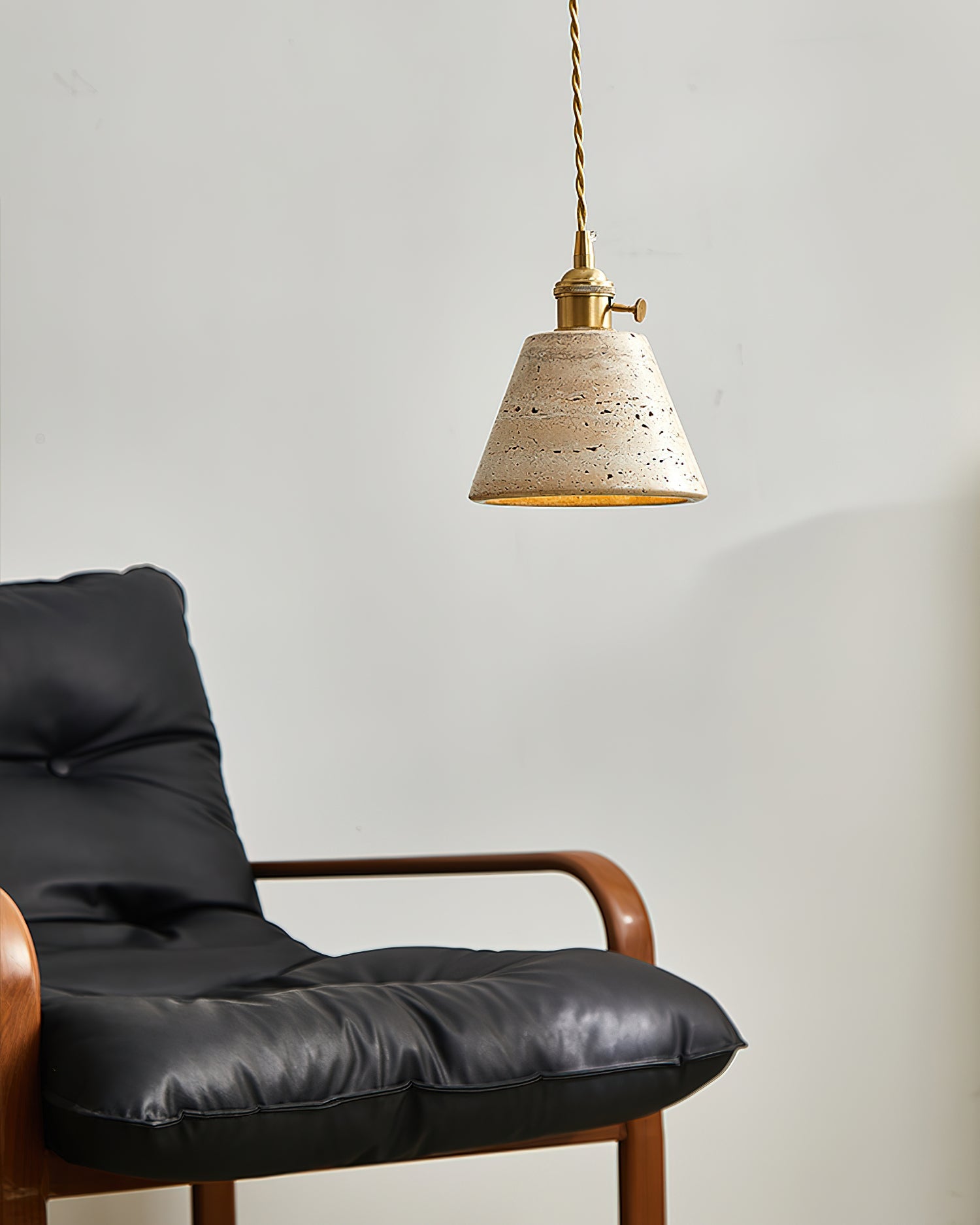 <strong>Stella Pendelleuchte</strong> – Natürlicher Charme mit Eleganz 4